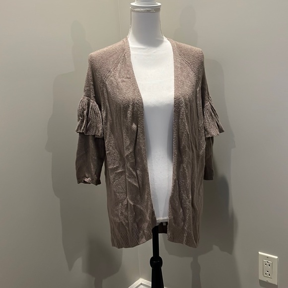 Express sweater - Picture 1 of 3